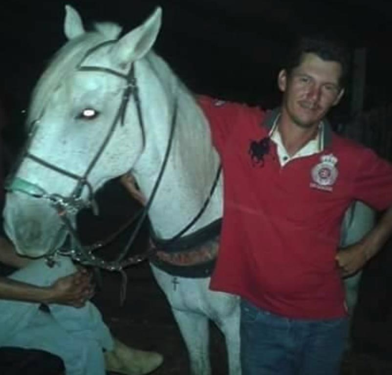 Horse Gives Loving Farewell To His Human Best Friend